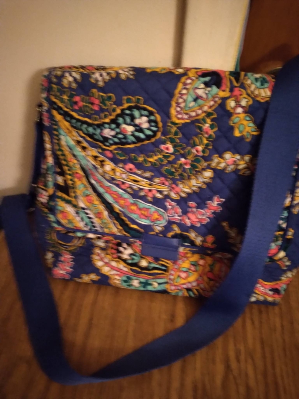 Vera BRADLEY MESSENGER/CROSSBODY